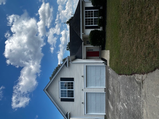 112 Edgecliff Way