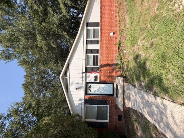 701 South Woodrow Street