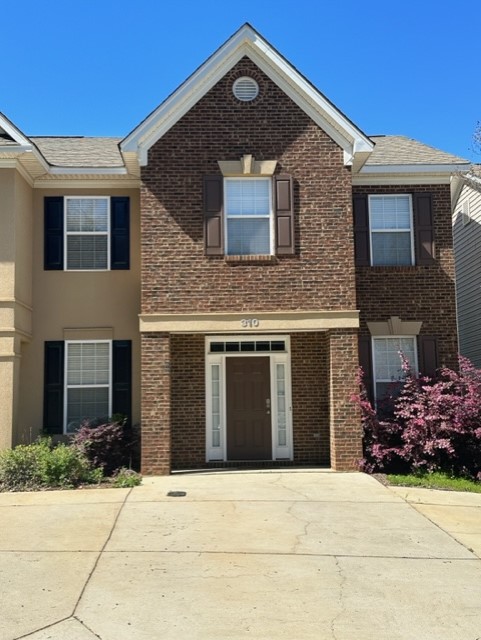 310 Irvine Court - 1